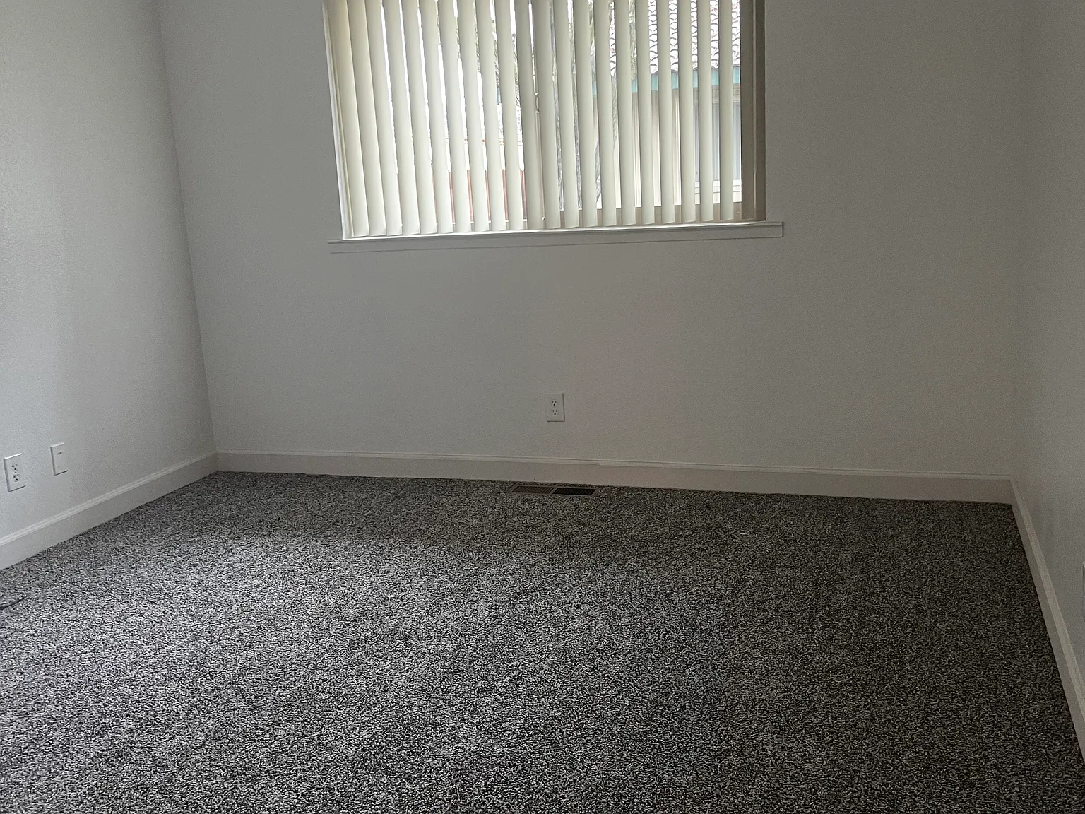 Palm Gates Apartments — Photo 4