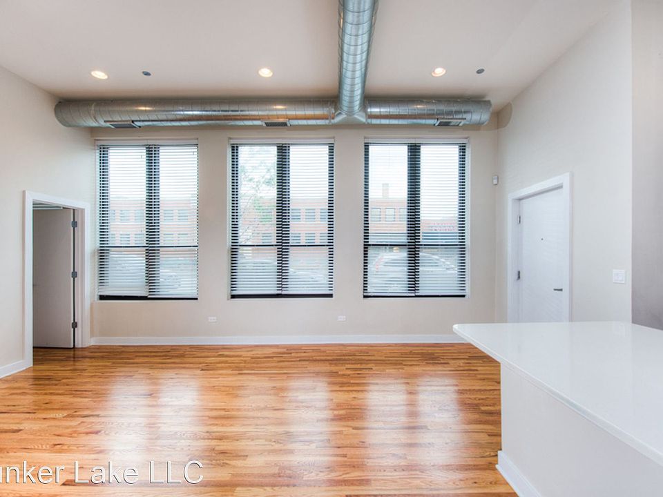 1st image of 2730 N Ashland Ave APT 301