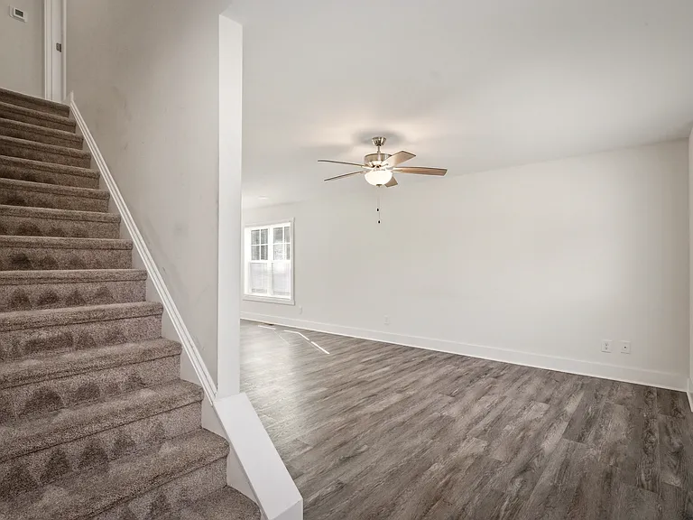 15508 Richmond St — Photo 7