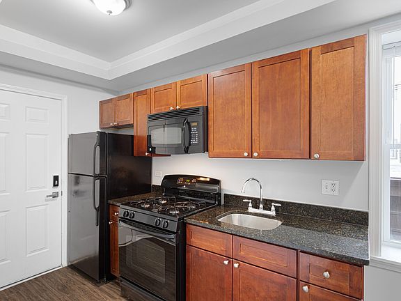 2nd image of 7722-7734 N Ashland Ave #7726-E1