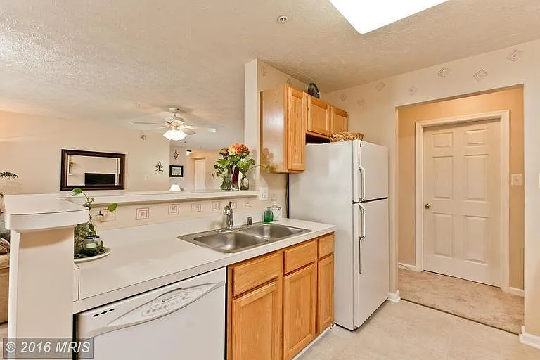 6405 Weatherby Ct — Photo 8