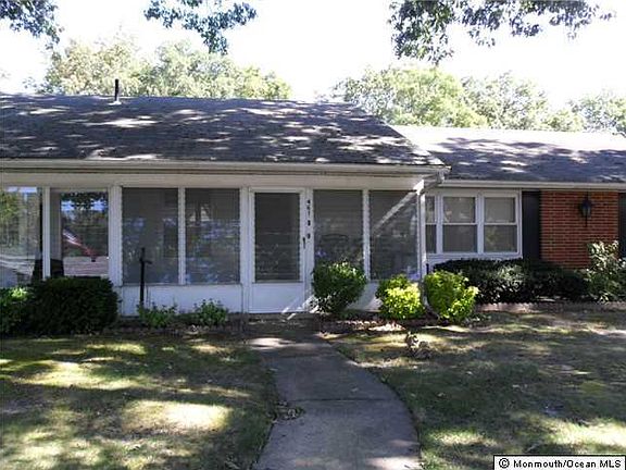 2nd image of 461 Portsmouth Drive