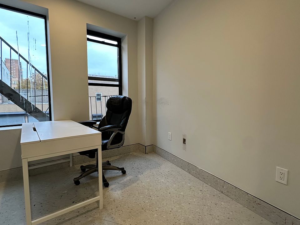 1st image of 1521 E New York Ave #2