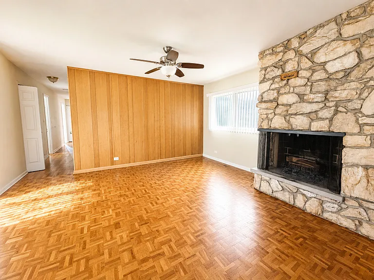 4840 Old Orchard Rd #1 — Photo 2