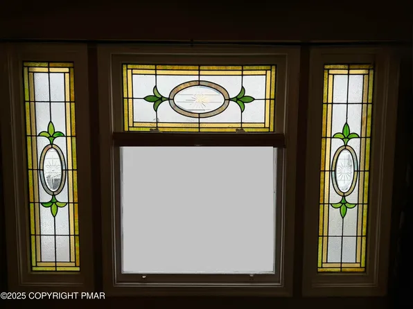 54 Jay St, Swoyersville, PA 18704