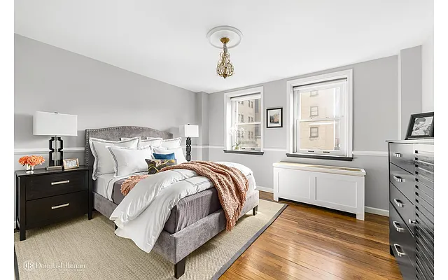 Rented by Douglas Elliman | media 25