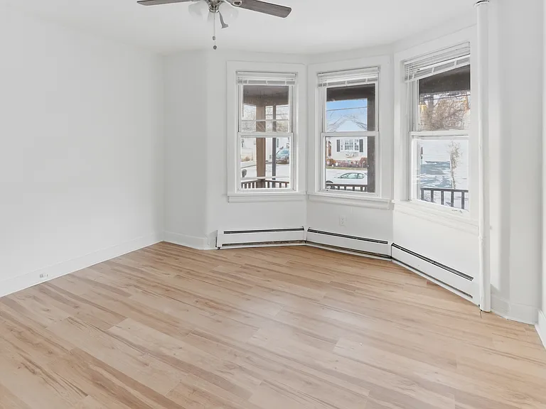 339 2nd Ave #1 — Photo 3