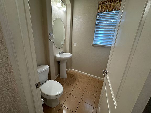 5th image of 6712 Quantum Dr