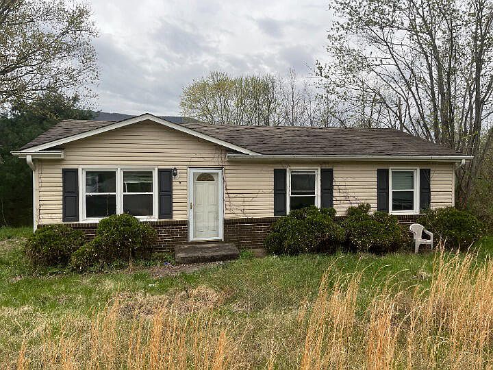 3842 Old Catawba Rd, Salem, VA 24153 Zillow