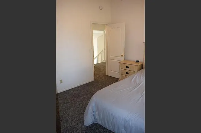 1408 E Salem Ave — Photo 9