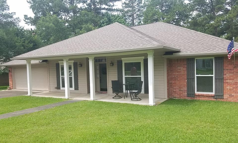 1st image of 404 Paint Brush Cir