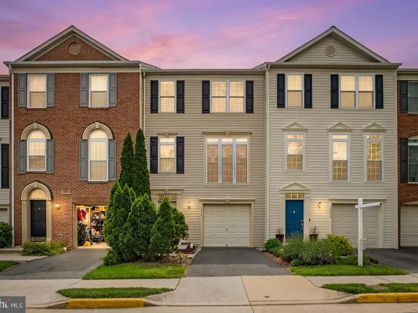 13511 Lavender Mist Ln, Centreville, VA 20120