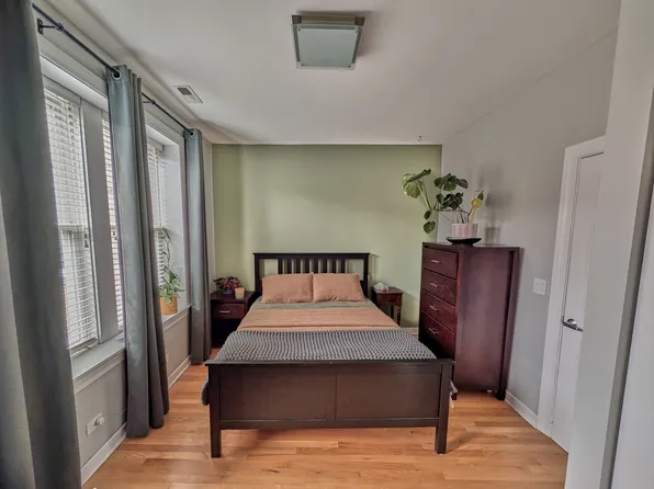 534 1/2 W Belmont Ave APT 3S, Chicago, IL 60657