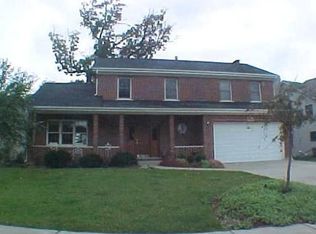 1720 Brookwood Dr, West Chicago, IL 60185