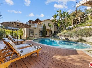 2856 Glendower Ave, Los Angeles, CA 90027