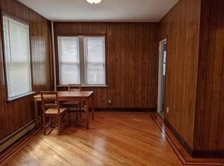19 Chester Pl, Staten Island, NY 10304