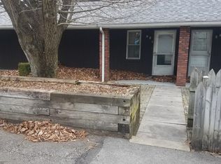 303 Penn St #4, Elizabeth, PA 15037