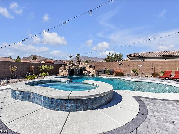 2nd image of 9511 Star Vista Ct