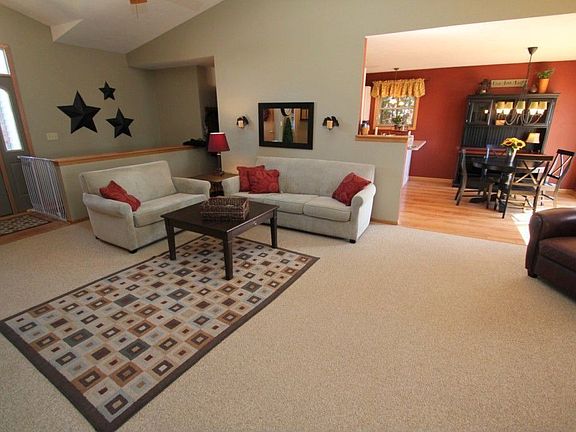 Vaulted Ceilings in LR