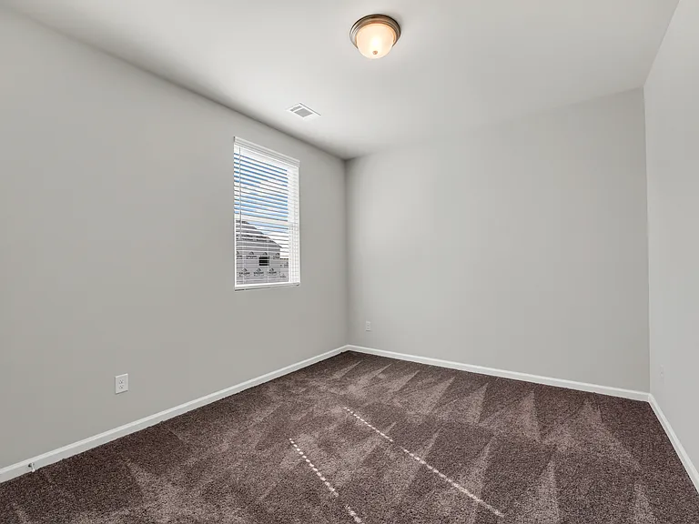 1331 Creekview Ln — Photo 34