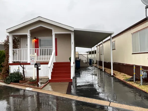 26 Golden Inn Way, Rancho Cordova, CA 95670