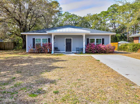 235 Oakcrest Drive, Wilmington, NC 28403