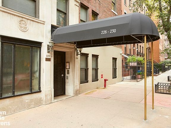 4th image of 226 E 12th St APT 6F