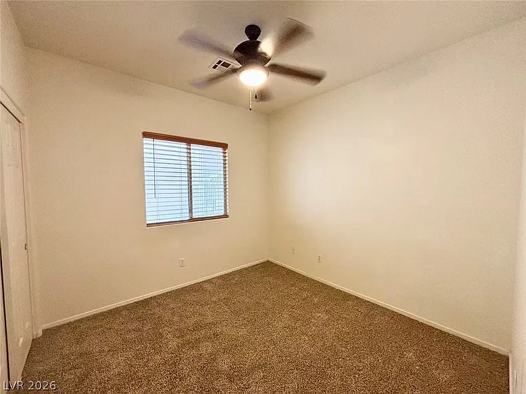 1626 W Hammer Ln — Photo 15