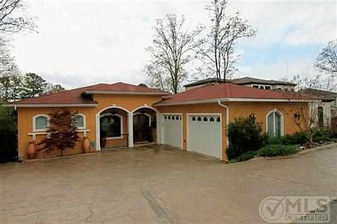 1st image of 150 Catalina Cir