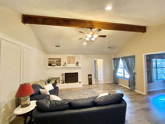 5th image of 6031 Paradise Dr