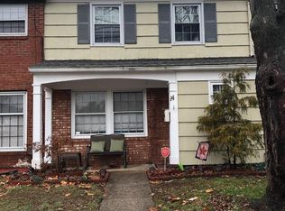 14 Roxburn Pl, Willingboro, NJ 08046