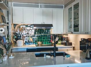 330 8th St APT 3C, Oakland, CA 94607