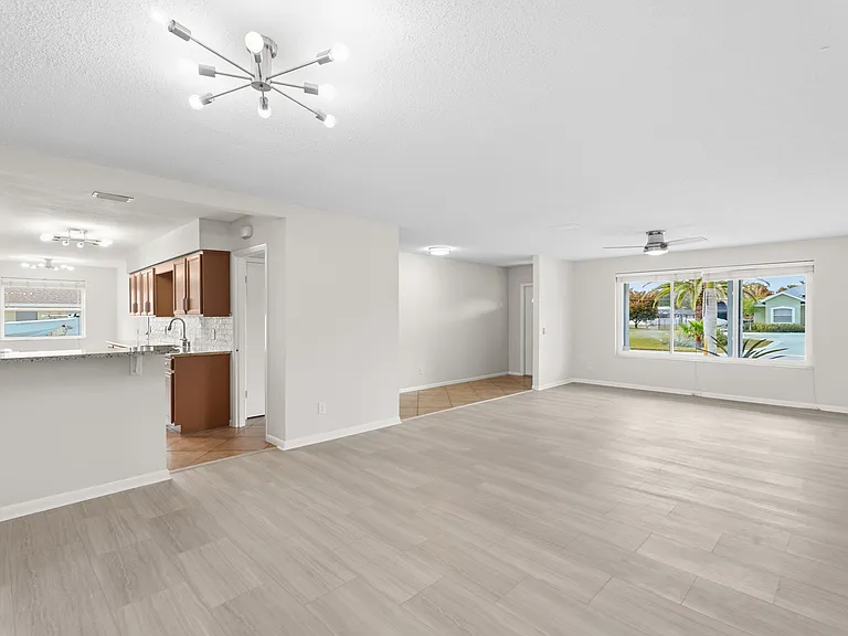 2861 SE Calvin St — Photo 11