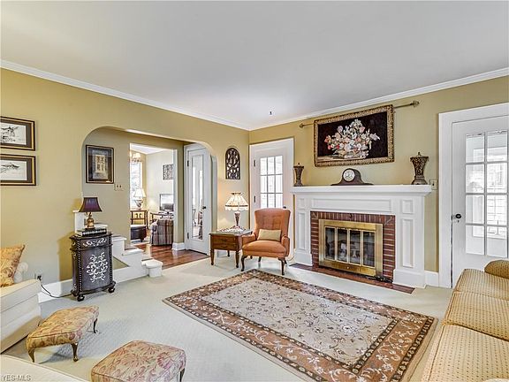 3rd image of 1755 18th St