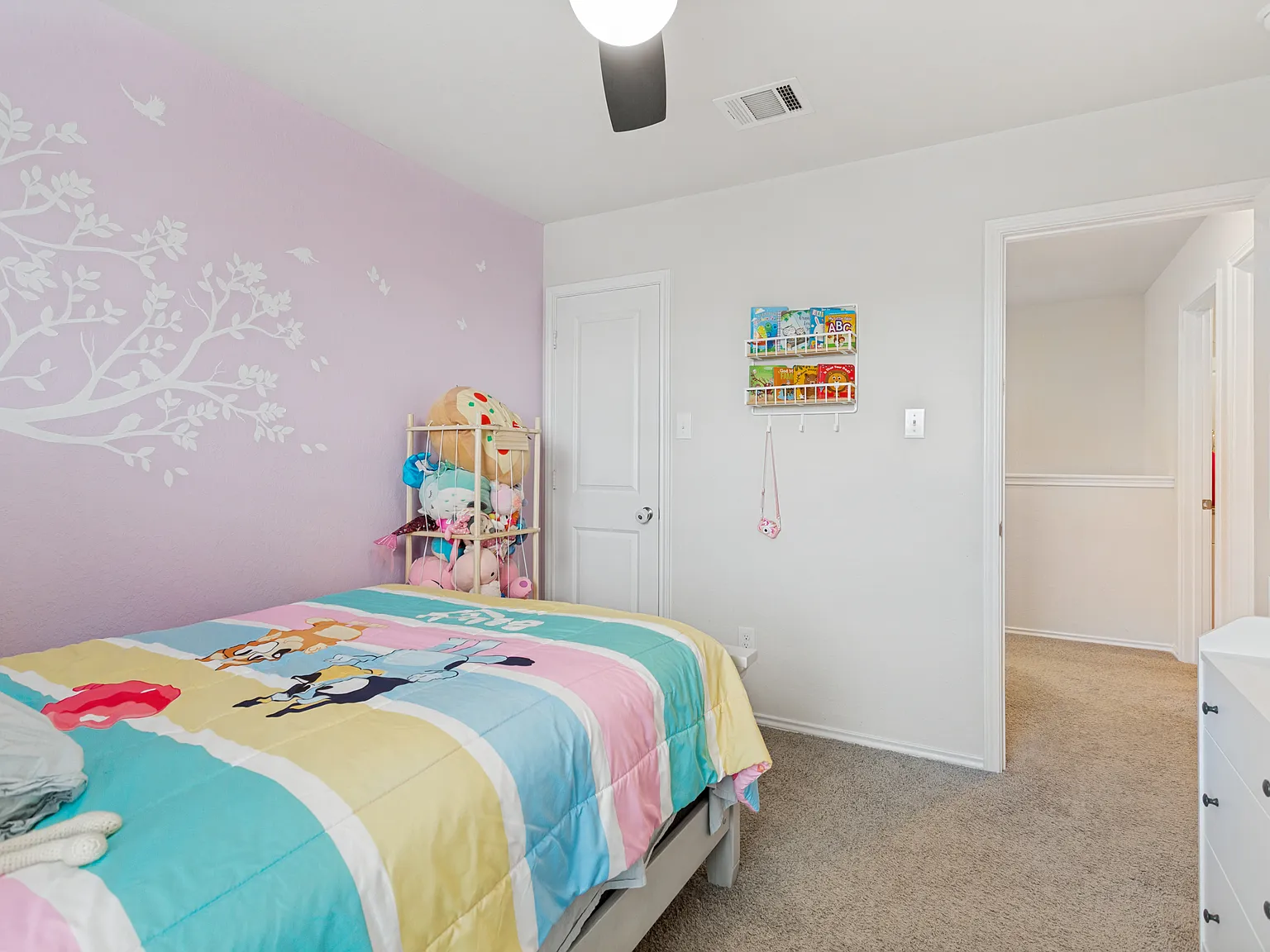3 bed, 2.5 bath, 1698 sqft, $1,850 — Photo 3