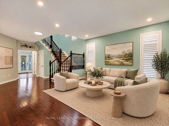 5th image of 816 Azure St