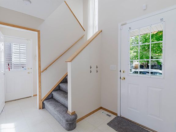 3rd image of 1686 Tompkins Wynd NW