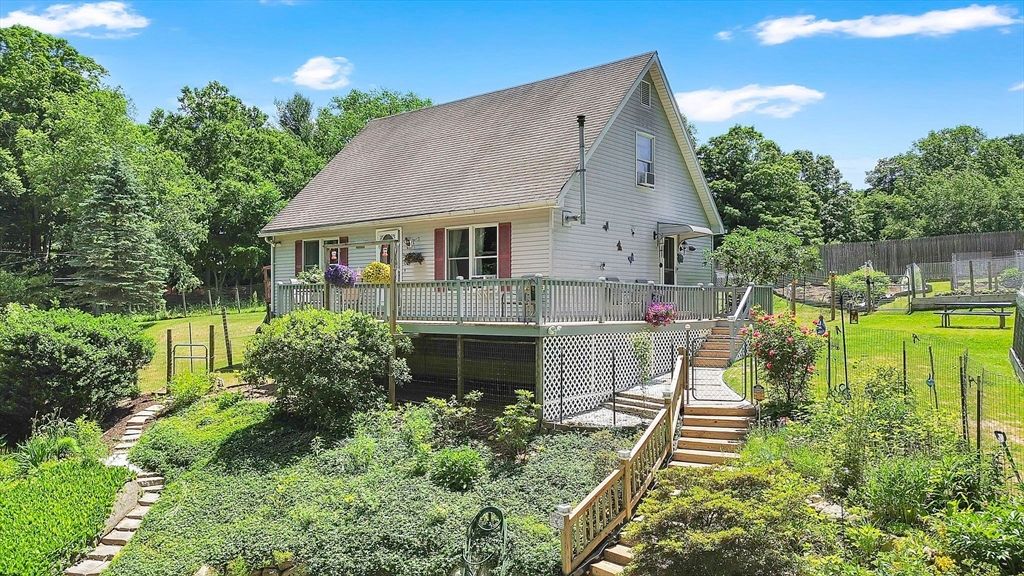 55 Southampton Rd, Westhampton, MA - View 2