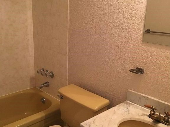 4th image of 2750 183rd Street # Fl 26th