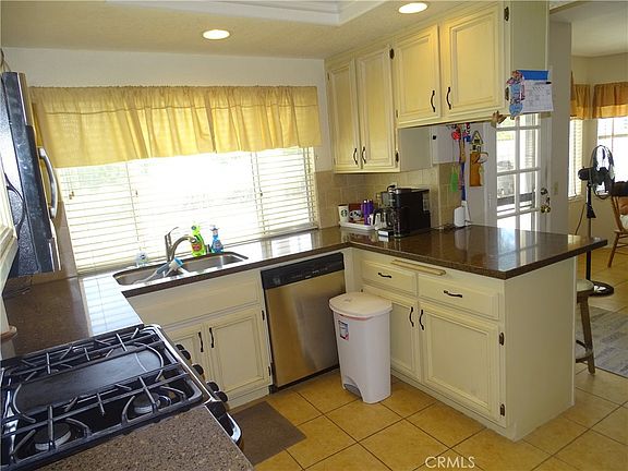 3rd image of 20311 Edmund Rd