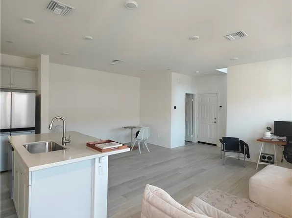 4205 E Carmel Privado, Ontario, CA 91761