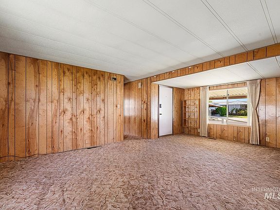 3rd image of 2015 6th Ave Space 221B