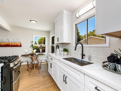 17673 Dorson Ln, Castro Valley, CA, 94546