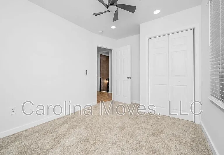 10 Valley View Ln — Photo 12