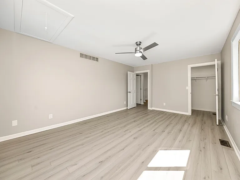 6096 Darramoor Rd — Photo 32