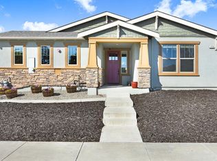 1713 Avila Ranch Dr, Petaluma, CA 94954