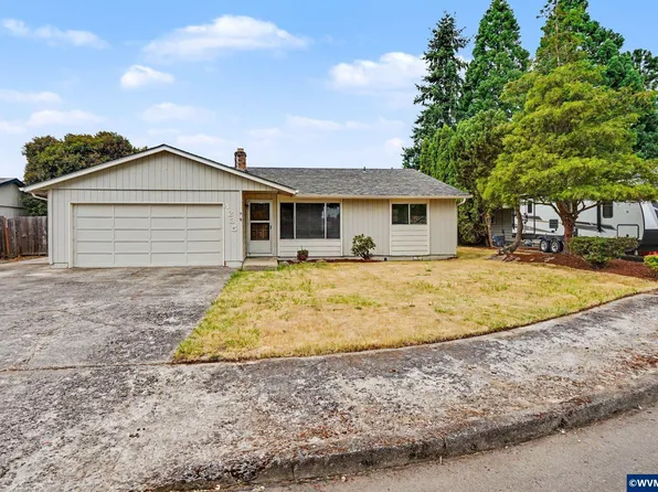 4235 Snoopy Ct NE, Salem, OR 97301