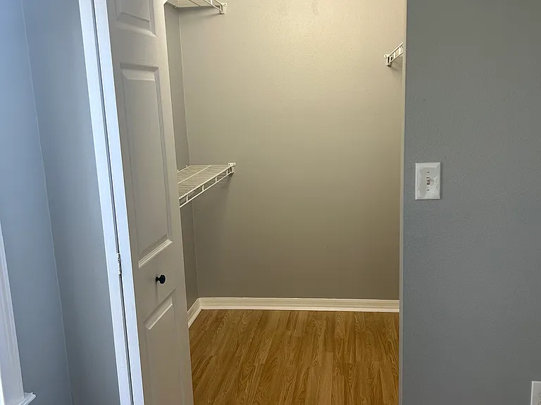 5616 Pinnacle Heights Cir #306 — Photo 7