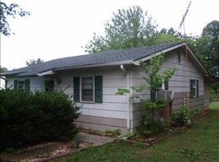 207 N Georgia Ave, Chesnee, SC 29323