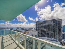 1900 SE Bayshore Dr